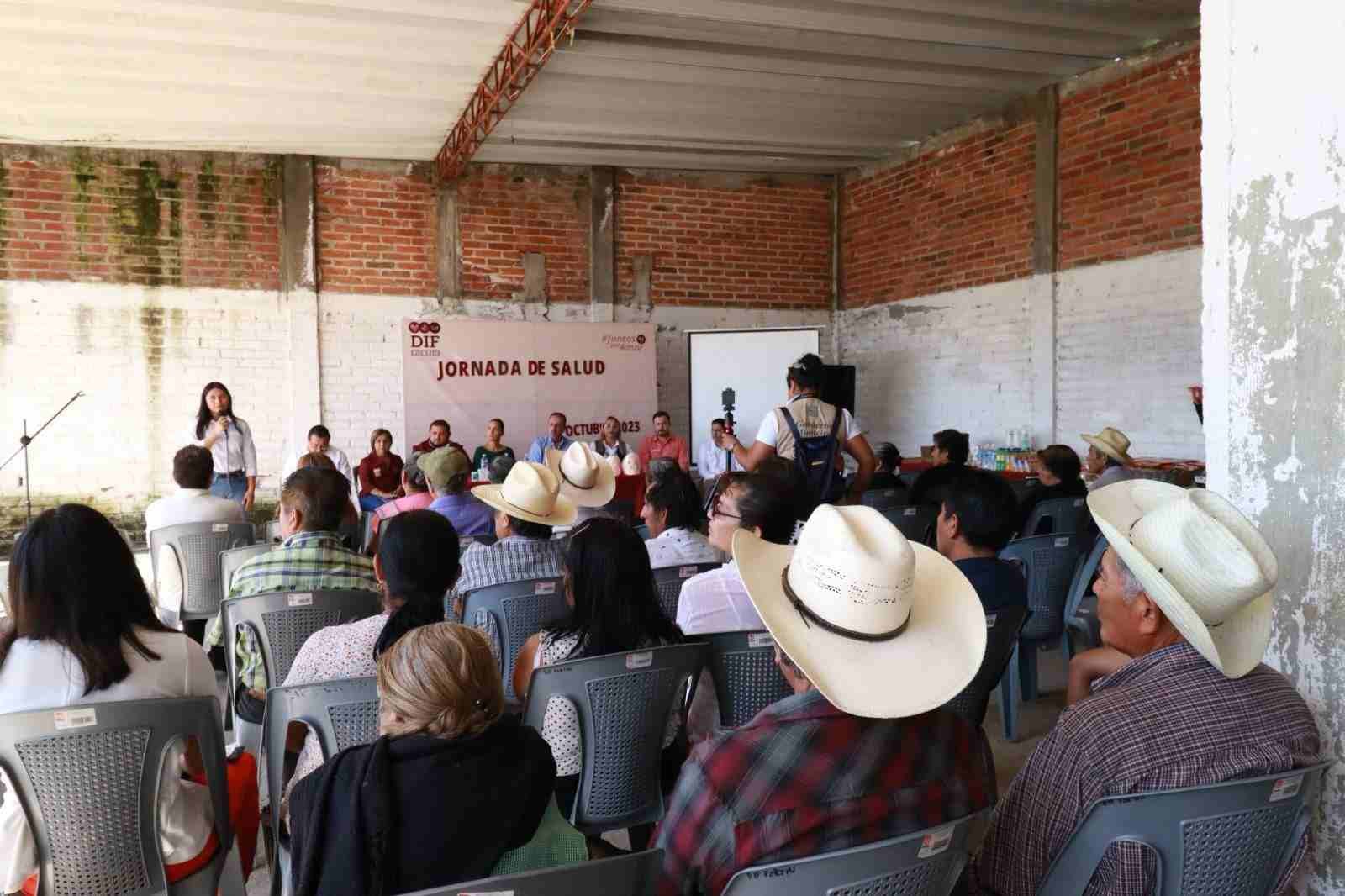 DIF MUNICIPAL ESTRECHA LAZOS DE TRABAJO CON AMSA Y NESPRESSO, FAVORECE A PRODUCTORES DE CAFÉ CON JORNADA DE SALUD