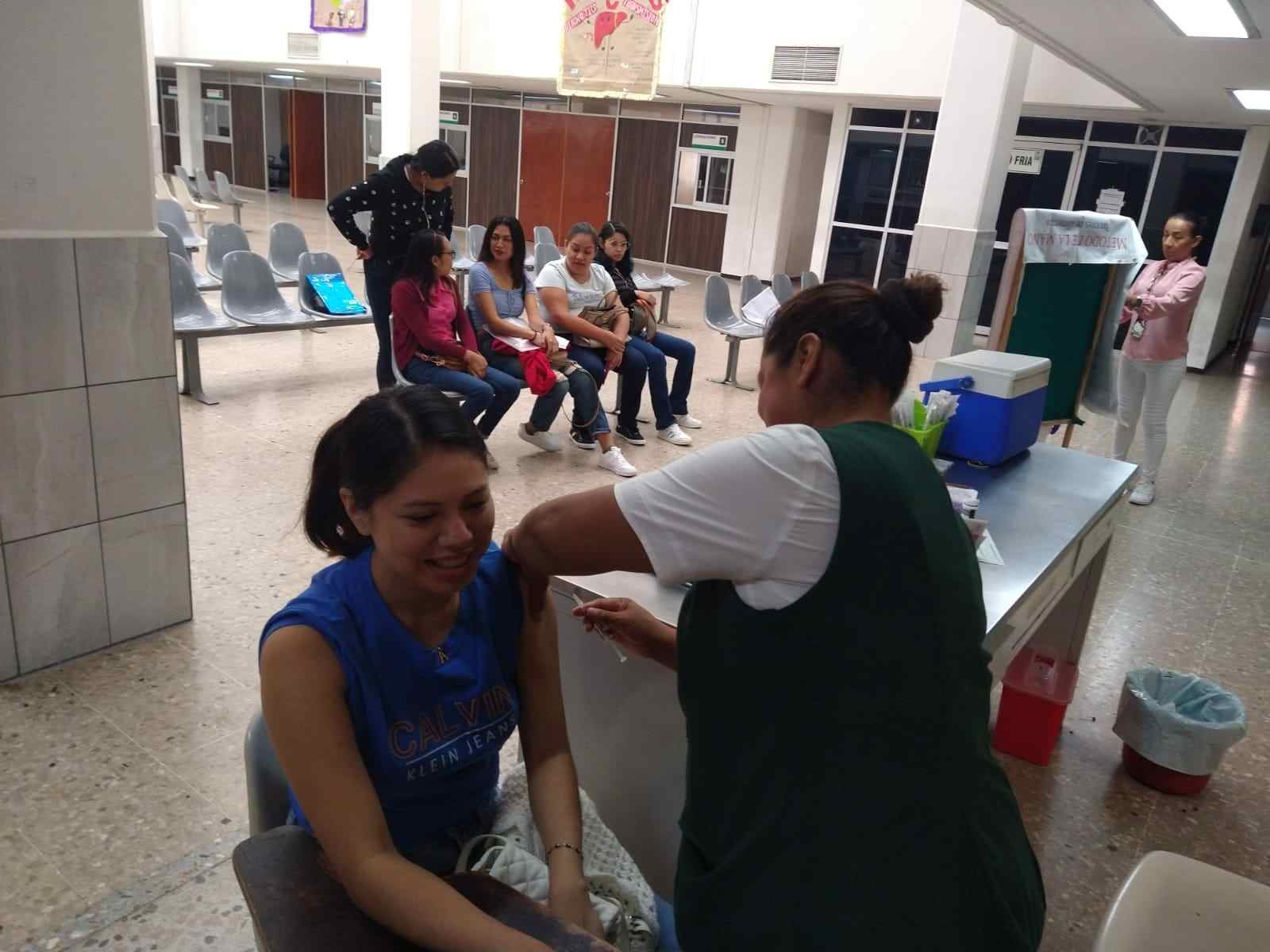 INVITA IMSS VERACRUZ SUR A VACUNARSE CONTRA INFLUENZA