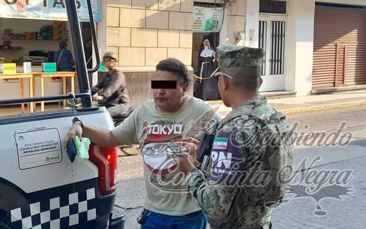 LO DETIENEN POR ACOSADOR