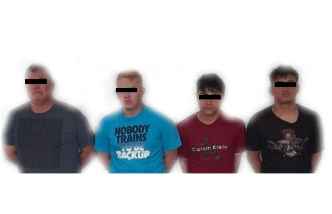 DECOMISAN MÁS DE 300 DOSIS DE DROGA; DETIENEN A 4