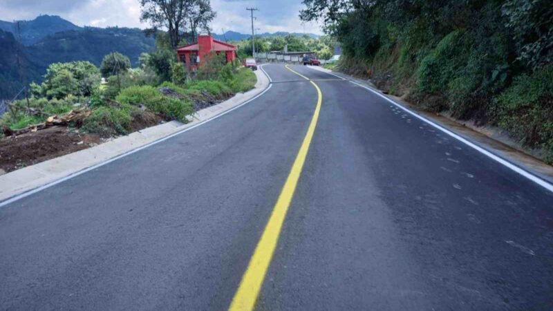 INAUGURAN CARRETERA EXCOLA-TEPANQUIAHUAC
