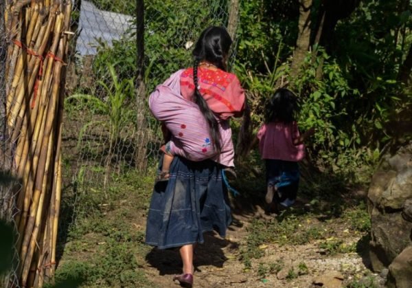 PERSISTE VENTA DE MENORES EN ZONGOLICA