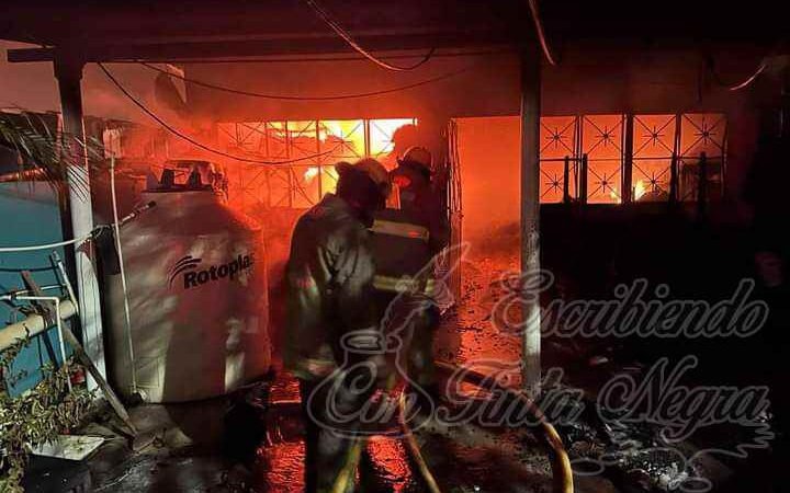 MUEREN MADRE E HIJA CALCINADAS; TODO POR UNA VELADORA