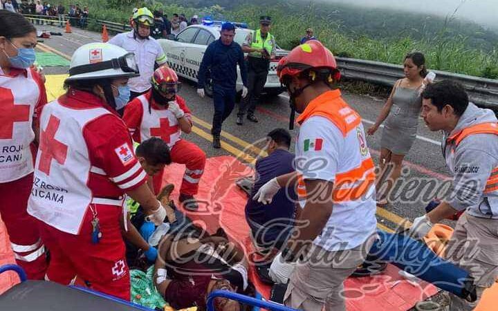 LOS ARROLLÓ TRÁILER MIENTRAS ROBABAN CERVEZA