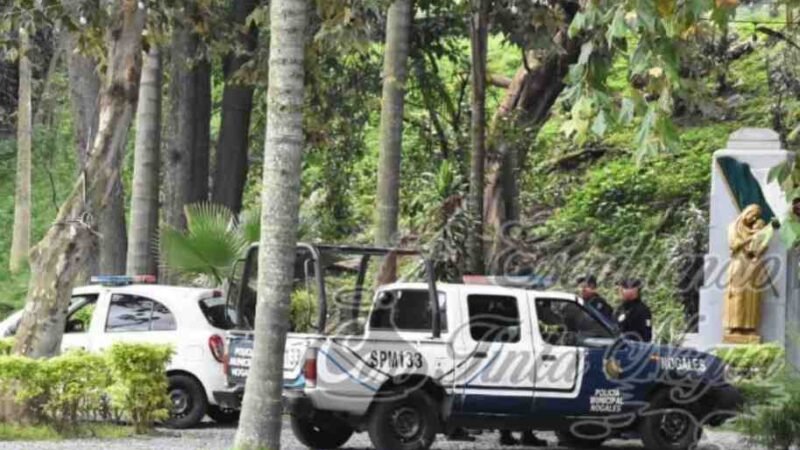 LO LEVANTAN, ESCAPA Y LO BALEAN