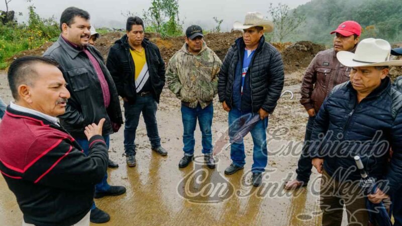 GOBIERNO DEL ESTADO SE COMPROMETE A ATENDER SOCAVÓN EN XOCOTLA