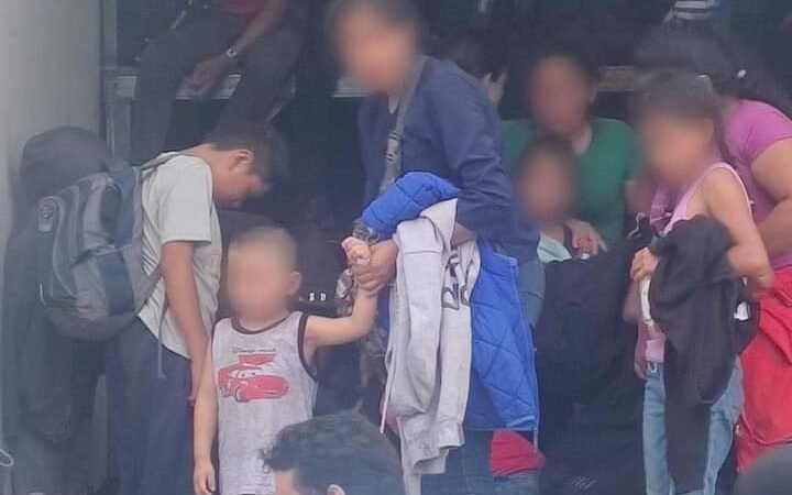 ABANDONAN  A MÁS DE 200 INDOCUMENTADOS