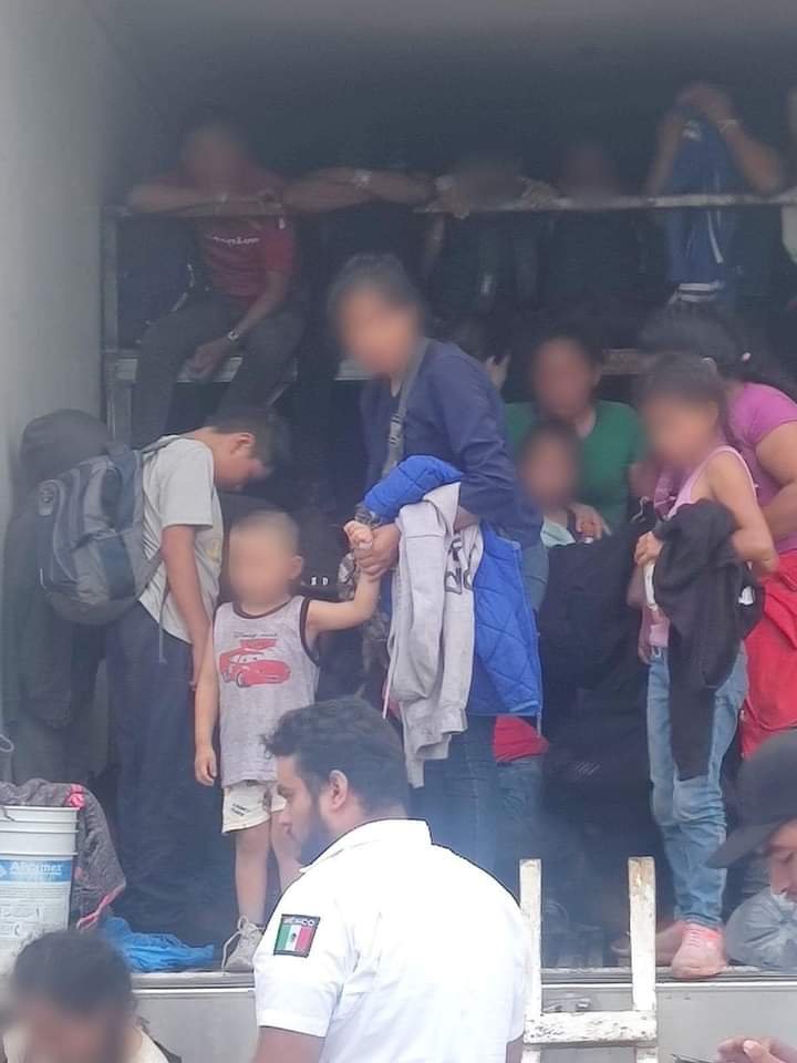 ABANDONAN A MÁS DE 200 INDOCUMENTADOS
