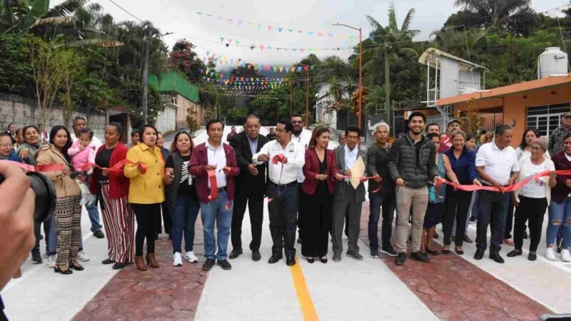 RECONOCEN VECINOS DE VILLA UNIÓN TRABAJO DE AUTORIDADES