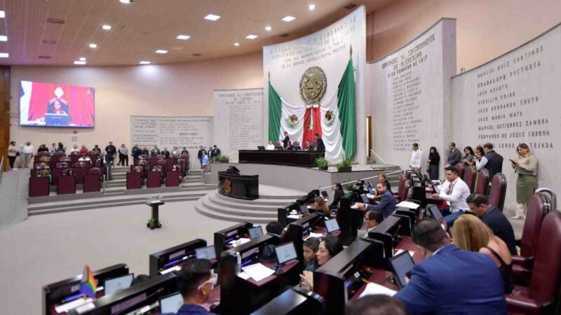 MODIFICA CONGRESO LA INTEGRACIÓN DE 10 COMISIONES LEGISLATIVAS