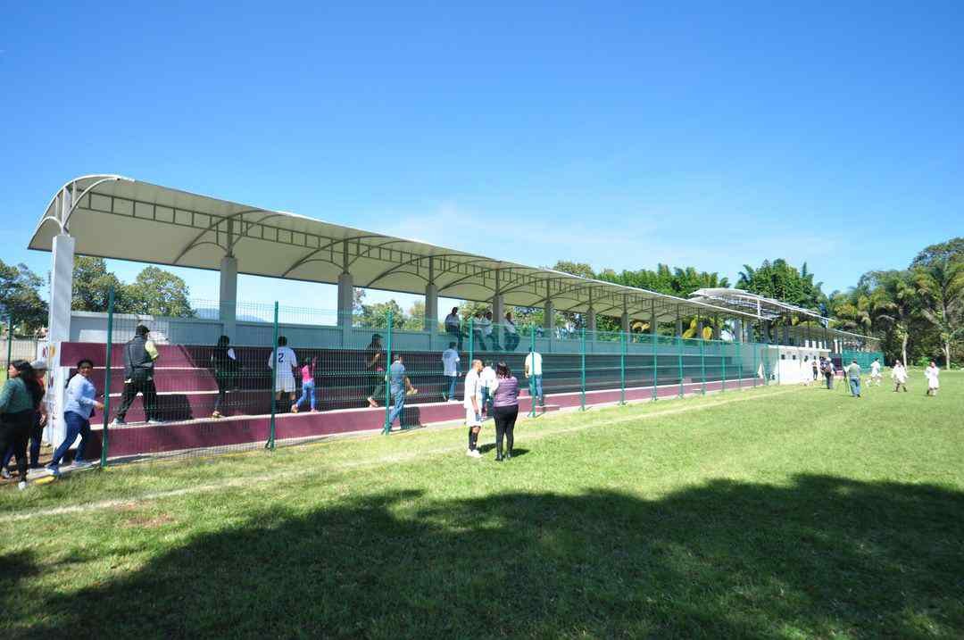 SE TRANSFORMAN CAMPOS CENTENARIO