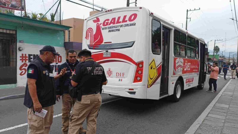 SACAN DE CIRCULACIÓN A AUTOBUSES GALLO POR PIRATAS