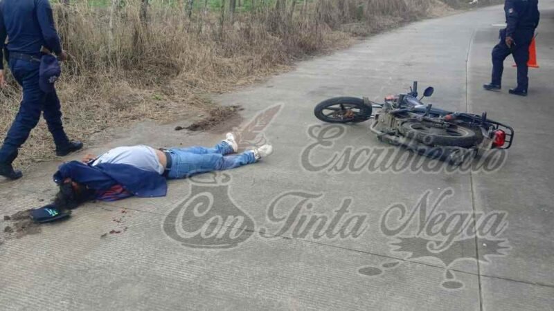 DERRAPA MOTOCICLISTA EN CHOCAMÁN