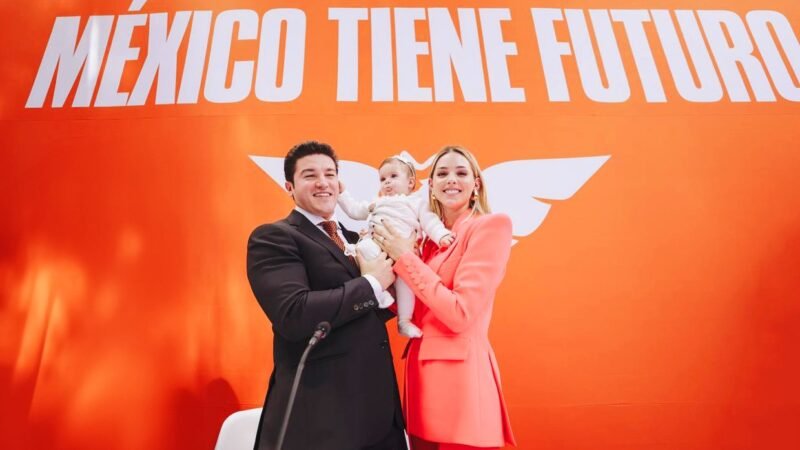 SAMUEL GARCÍA SE REGISTRA COMO PRECANDIDATO A LA PRESIDENCIA