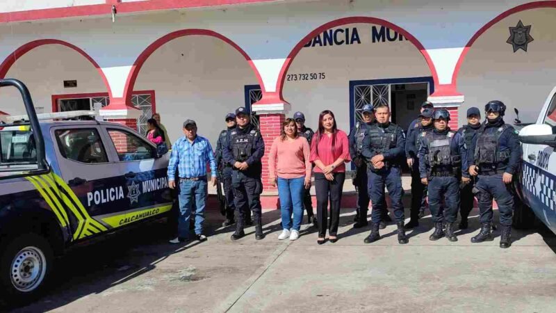 ENTREGA ALCALDESA PATRULLA A LA POLICÍA MUNICIPAL