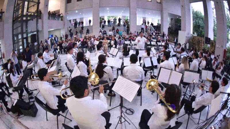 EN EL CONGRESO, OFRECE CONCIERTO LA ORQUESTA SINFÓNICA INFANTIL Y JUVENIL