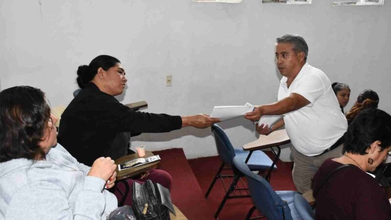 INSTRUYE PLAN ALIMENTARIO CON PLÁTICA A BENEFICIARIOS DE DIVERSOS PROGRAMAS