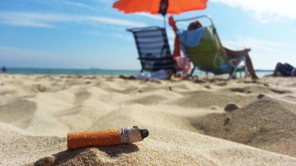 PROHIBIRÁN FUMAR EN PLAYAS Y PARQUES EN FRANCIA