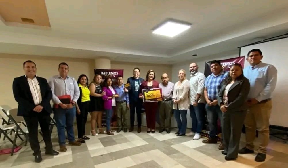 OFRECE CALCAHUALCO BECAS PARA ESTUDIAR INGLÉS
