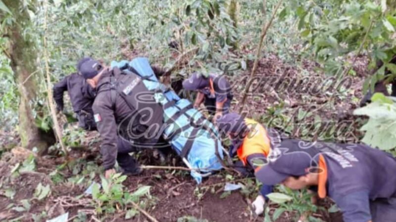 SE DESBARRANCA CORTADOR DE CAFÉ Y MUERE