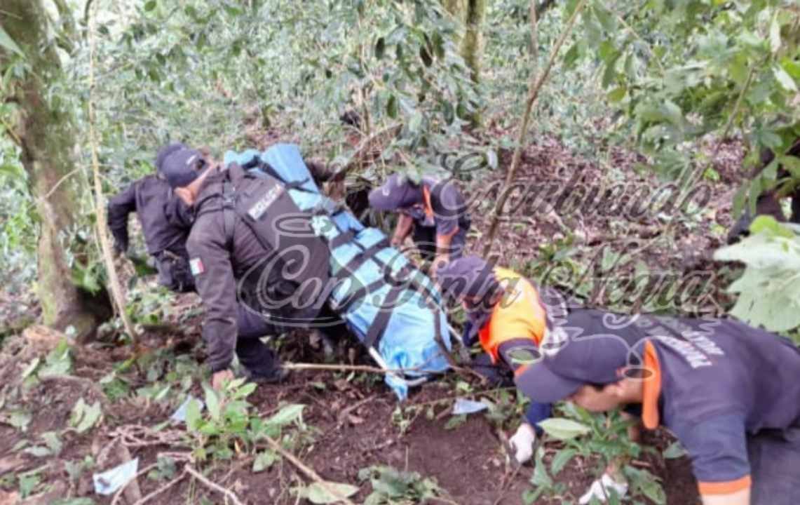 SE DESBARRANCA CORTADOR DE CAFÉ Y MUERE