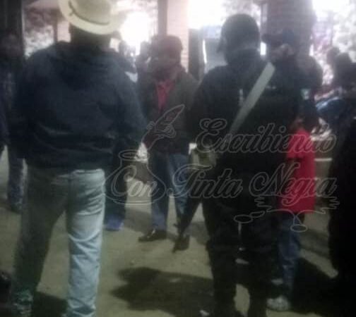 SE LANZA HOMBRE A POZO