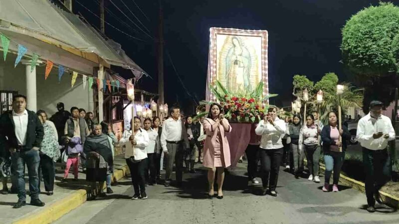 PARTICIPAN TRABAJADORES DE CALCAHUALCO EN PEREGRINACIÓN
