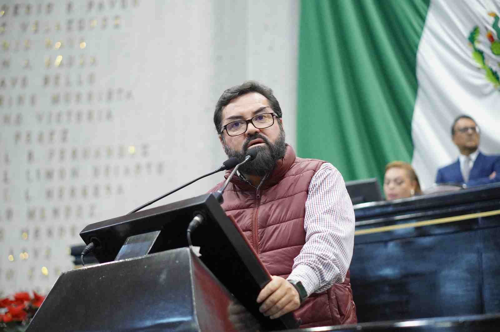 CALUMNIAS NO NOS DETENDRÁN; DIPUTADO