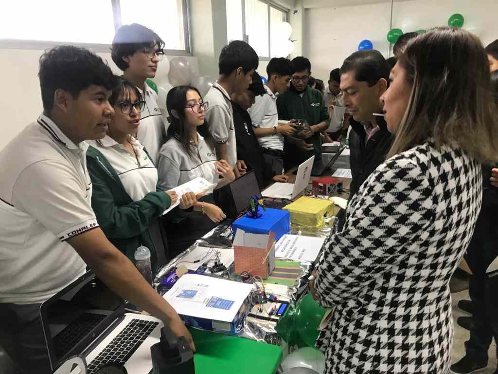 PRESENTA CONALEP CÓRDOBA 36 PROYECTOS EN MUESTRA DEL QUEHACER EDUCATIVO