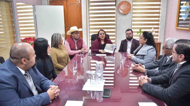 CONGRESO LOCAL RECIBE EL INFORME ANUAL DE LABORES DEL TRIJAEV