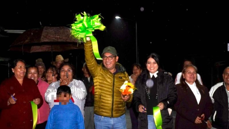 ENTREGA ERNESTO RUIZ OBRA EN LA CABECERA MUNICIPAL