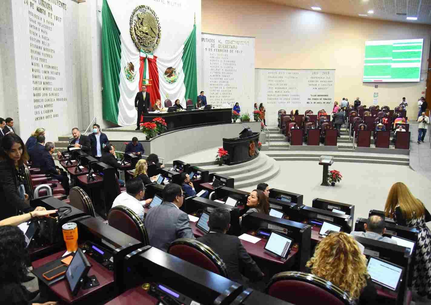 CREAN EN EL CONGRESO EL GRUPO LEGISLATIVO MIXTO PRI-INDEPENDIENTE