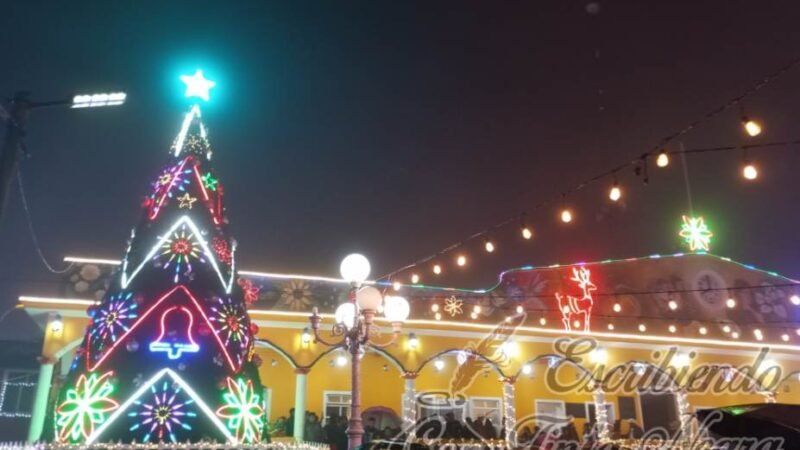 SE ILUMINA ALPATLÁHUAC