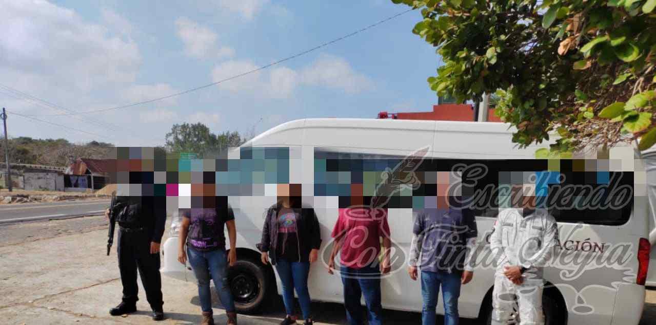 INTERVIENEN A 49 INDOCUMENTADOS