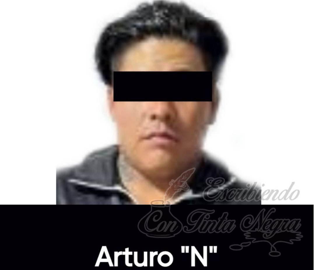 LO CAPTURAN CON ARMA Y DROGA
