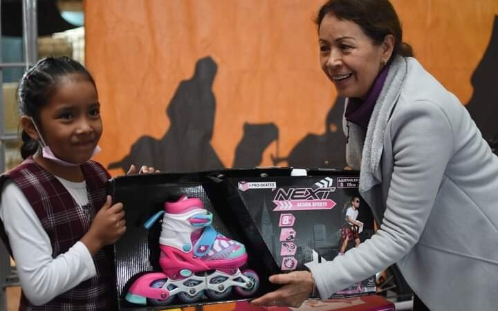 FESTEJA DIF DE COSCOMATEPC EL DÍA DE REYES