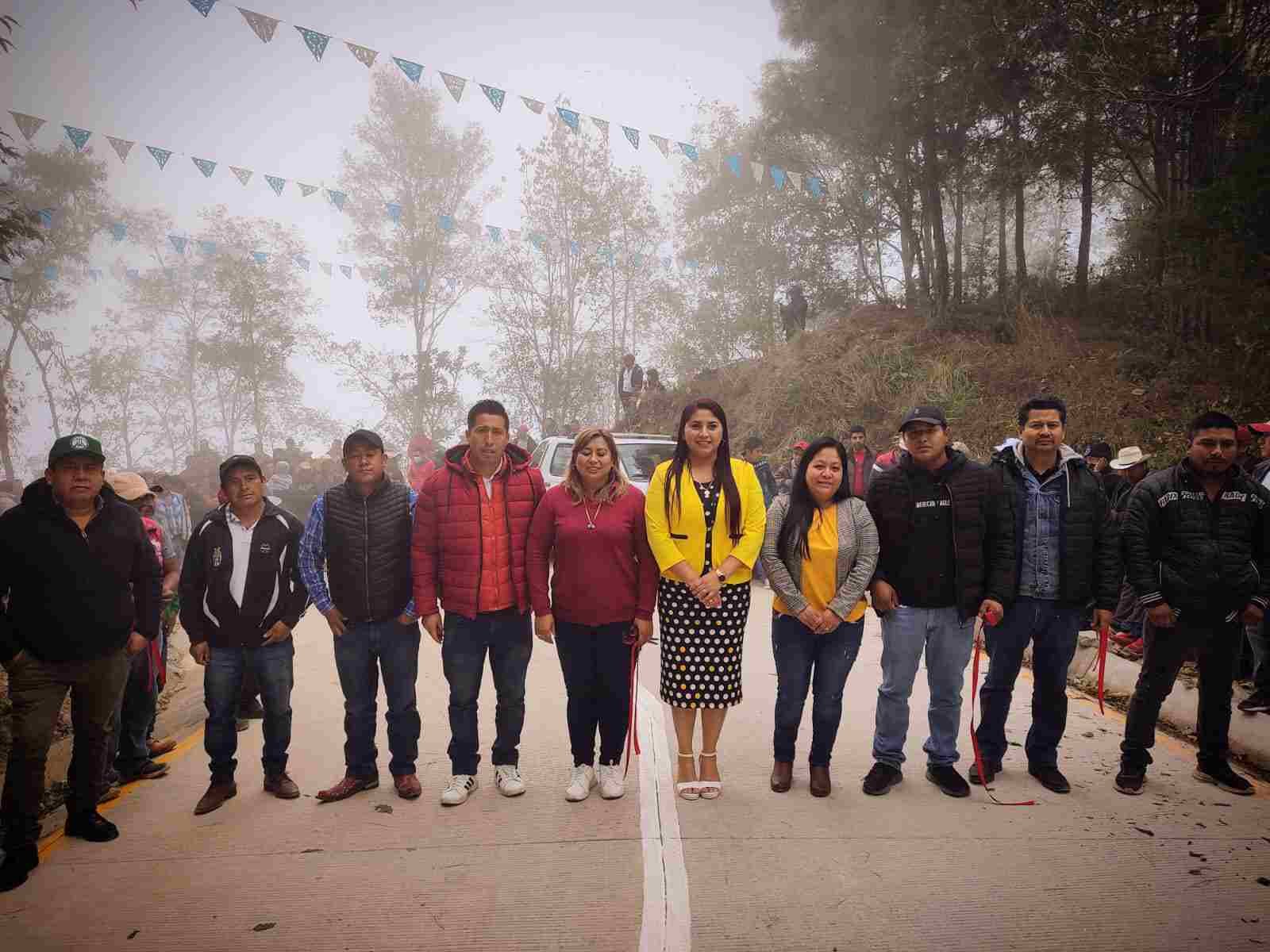 INAUGURAN CARRETERA EN SAN FRANCISCO