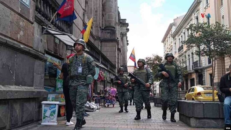ECUADOR NECESITA ASISTENCIA MILITAR EXTRANJERA PARA COMBATE AL CRIMEN ORGANIZADO: NOBOA