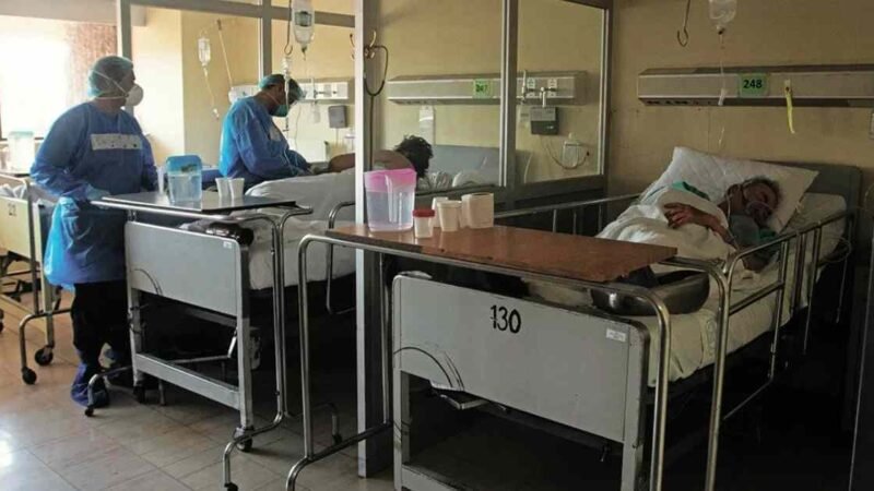 EN MÉXICO 19 HOSPITALES COVID-19 MANTIENEN OCUPACIÓN DE CAMAS AL 100 POR CIENTO
