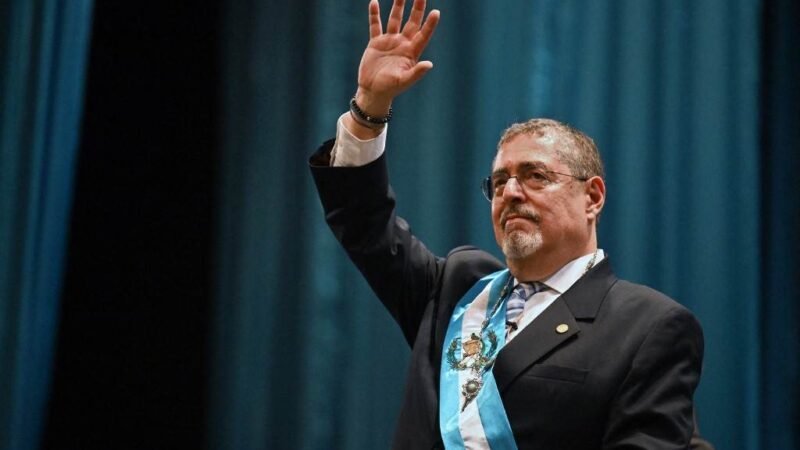 BERNARDO ARÉVALO ES EL NUEVO PRESIDENTE DE GUATEMALA