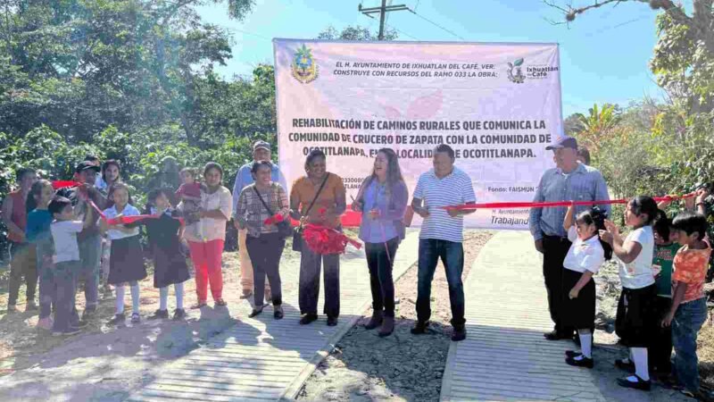 INAUGURA ALCALDESA REHABILITACIÓN DE CAMINO EN OCOTITLANAPA