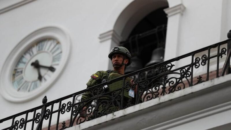 ECUADOR ANUNCIA “SEMAFORIZACIÓN” DEL TOQUE DE QUEDA EN EL PAÍS