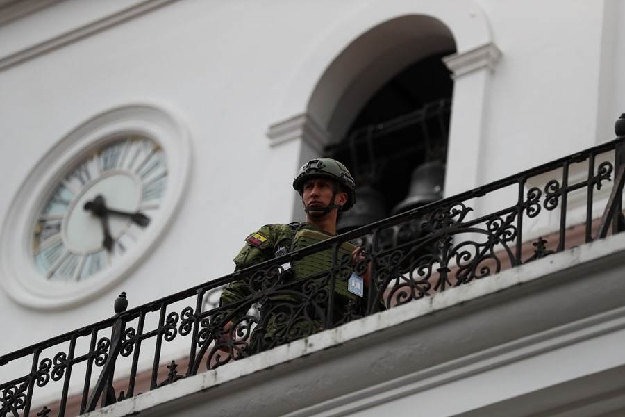 ECUADOR ANUNCIA “SEMAFORIZACIÓN” DEL TOQUE DE QUEDA EN EL PAÍS