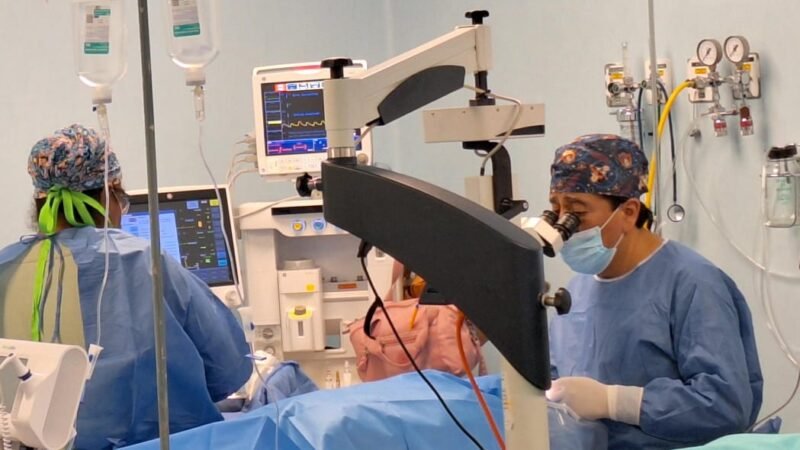 REALIZAN JORNADA DE CIRUGÍA DE CATARATAS