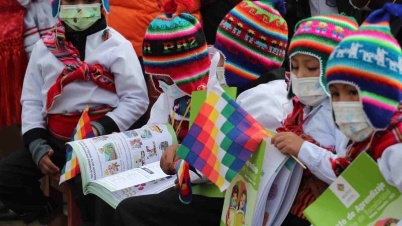BOLIVIA ORDENA USO OBLIGATORIO DE CUBREBOCAS POR BROTE DE COVID-19