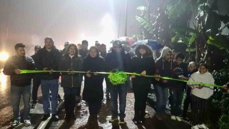 INAUGURA ERNESTO RUIZ ANDADOR