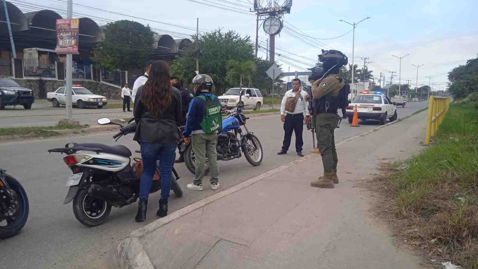 REFUERZAN SEGURIDAD EN TUXPAN TRAS HALLADOS DE 15 EJECUTADOS