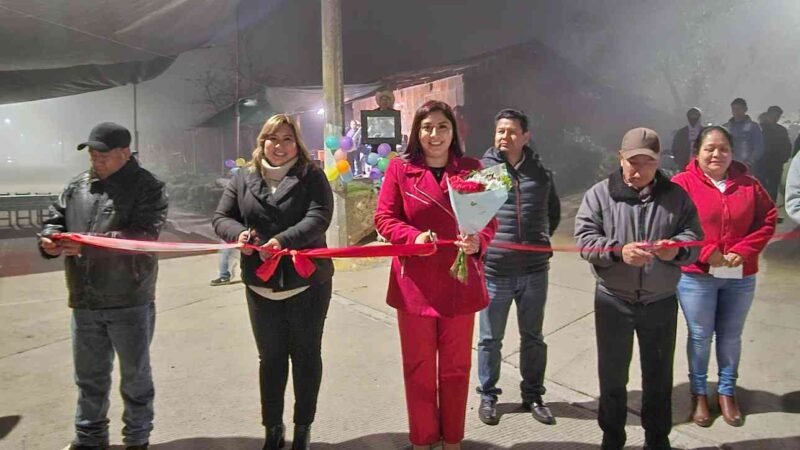 INAUGURAN ALUMBRADO EN RINCÓN DE ATOTONILCO