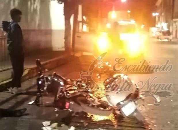 CHOCAN MOTOCICLISTAS EN HUATUSCO