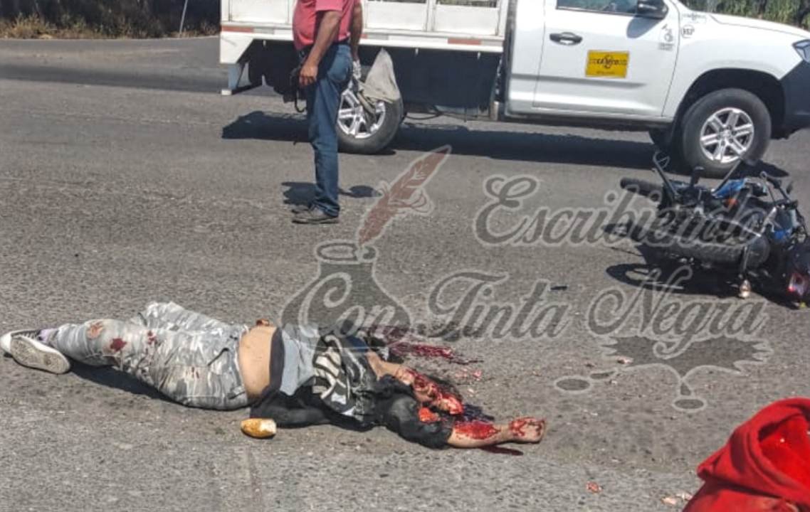 APLASTA CAÑERO A MUJER; SU PAREJA ESTA GRAVE